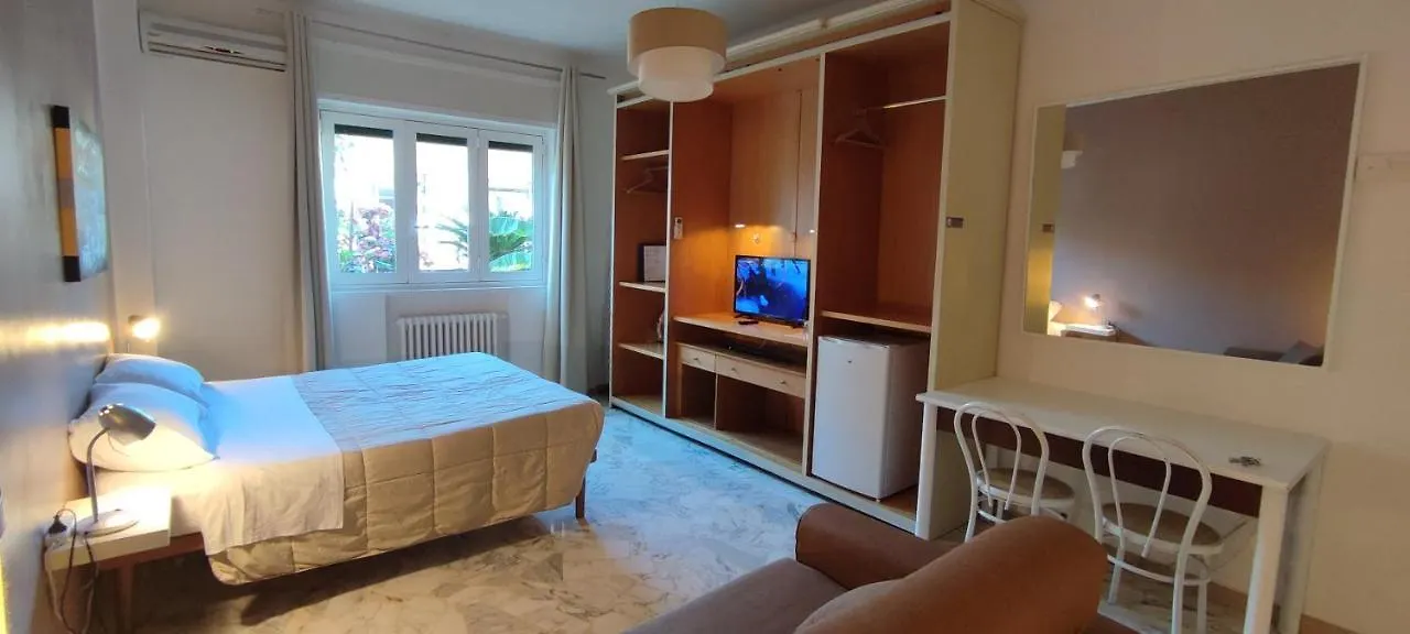 Pensión Hotel Giambattista House Bari