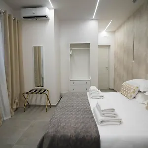 Pensión Arco Alto, Bari